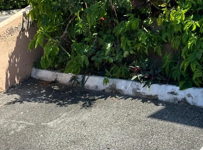 Sleeps2 - Private Pool - King Bed - Aircon Apartment Montego Bay
